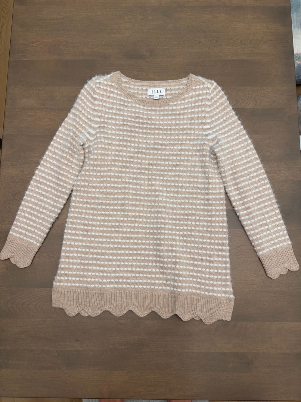 ELLE Beige & White Striped Scallop Hem Sweater Size Small